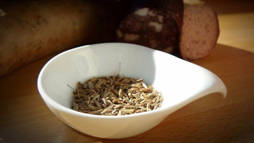 Cumin pour l'augmentation mammaire